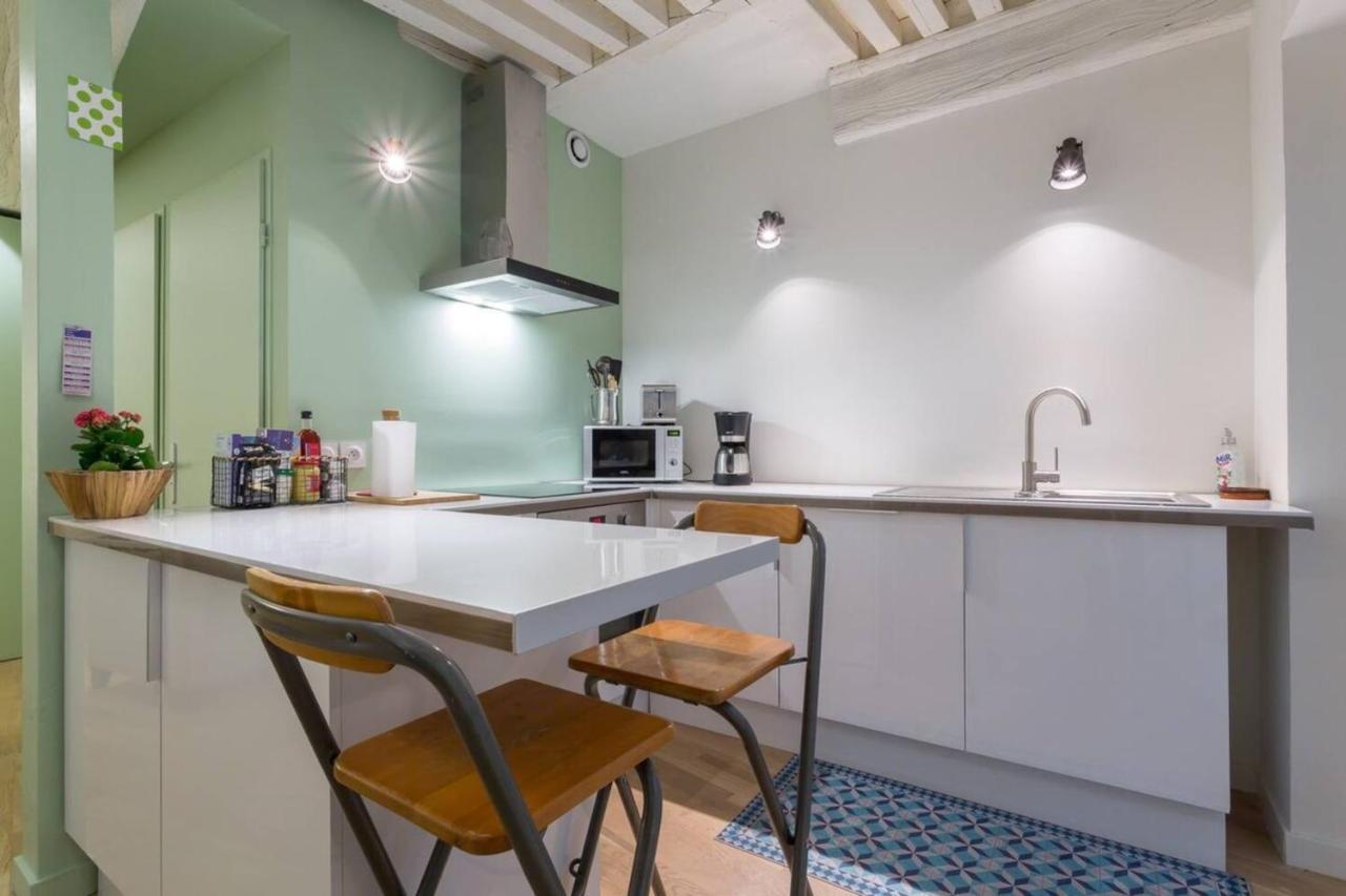 Character Apartment 6 People - City Center Lyon Exterior photo